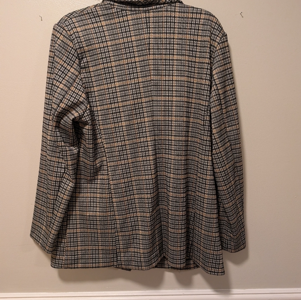 Apt. 9 Houndstooth Blazer in Black and Cream - Picture 5 of 5